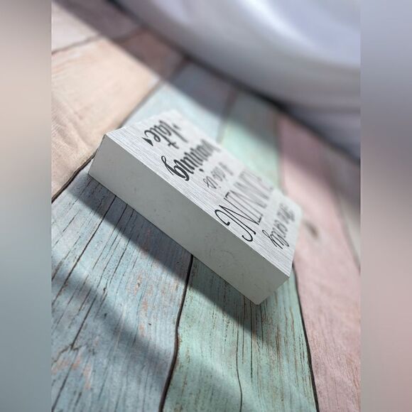 “The Only Running I Do Is Late” 3D Wood Quote Plaque Sign EPC - Picture 8 of 9